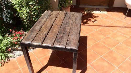 2 שולחן מתכת - משטח לוחות אדן רכבת